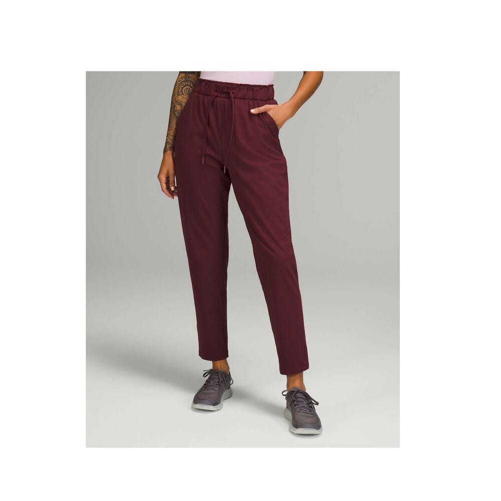Lululemon Drawstring Stretch High-Rise Athleisure Jogger Pants Red Merlot Size 0